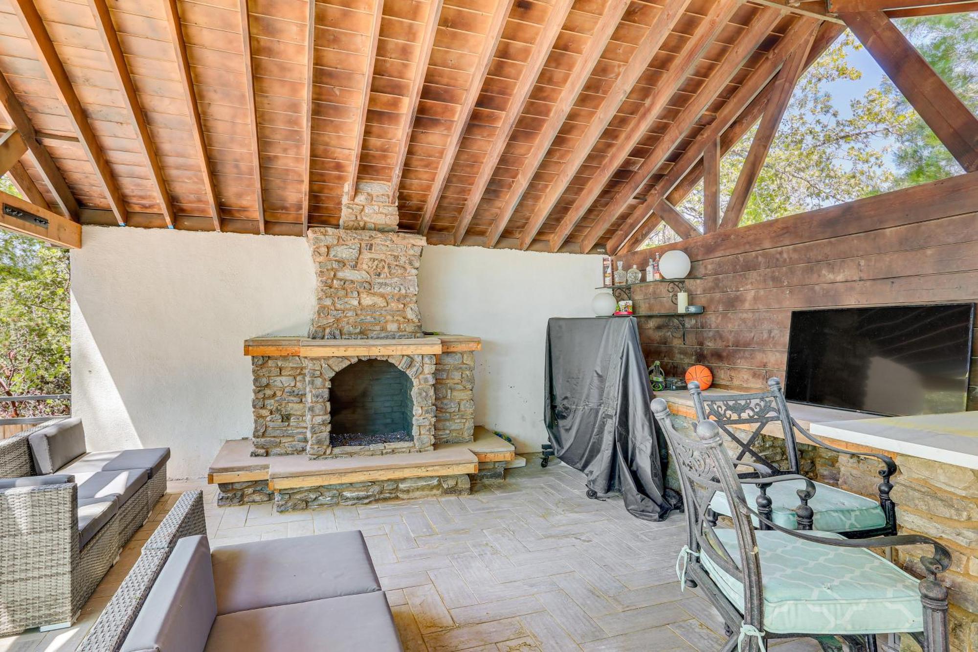 Lake Arrowhead Cabin With Hot Tub And Mountain Views! Екстериор снимка